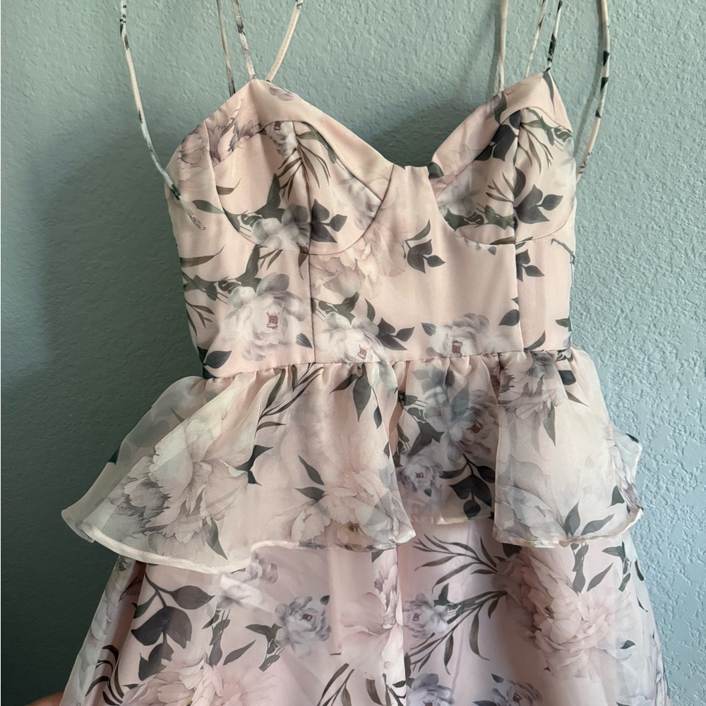 Petal + Pup Kennie Pink Floral Peplum Midi – L (NWT) - Picture 3 of 7